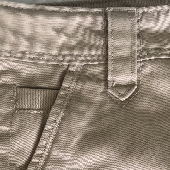 Gap Kids khaki Bermuda Shorts Girls size 10 - Picture 8 of 9